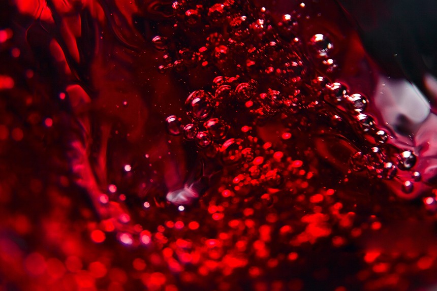 威海紅酒代理|我們喝葡萄酒酒精度為什么一般都低于17°？